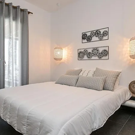 Gorgeous Naxos | 3 Bedrooms | Hancock | Beautiful Sea Views And Private Pool | Naxos 别墅